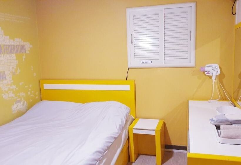 اتاق استاندارد, Oppa Hostel Sinchon Hongdae