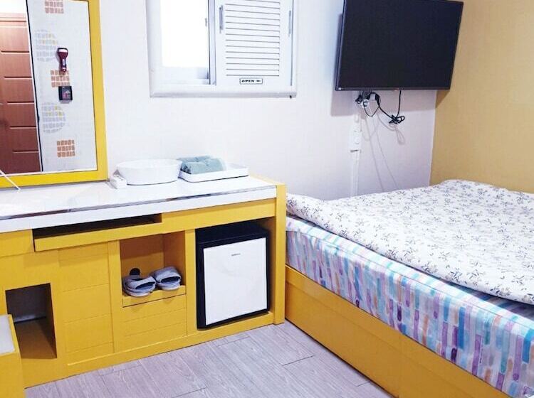 Quarto standard, Oppa Hostel Sinchon Hongdae