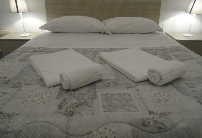اتاق استاندارد با سرویس بهداشتی مشترک, Guesthouse La Briosa Nicole