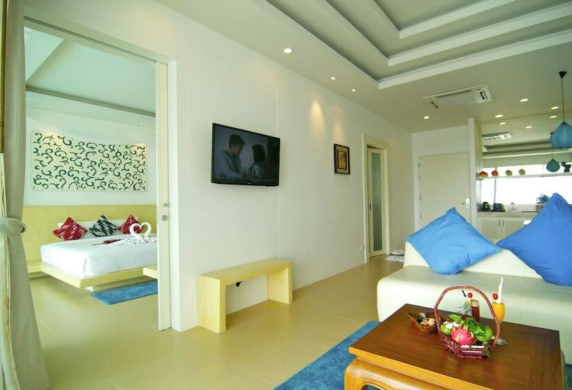 Suite with Pool, Grand Bleu Ocean View Pool Suite