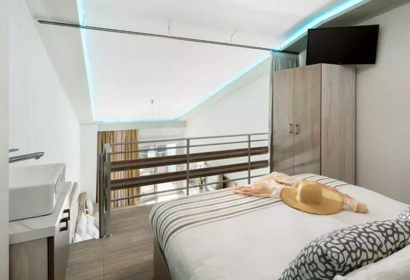 Duplex-huone, Sirines Complex