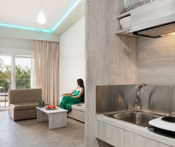 エクゼクティブスイート, Sirines Complex