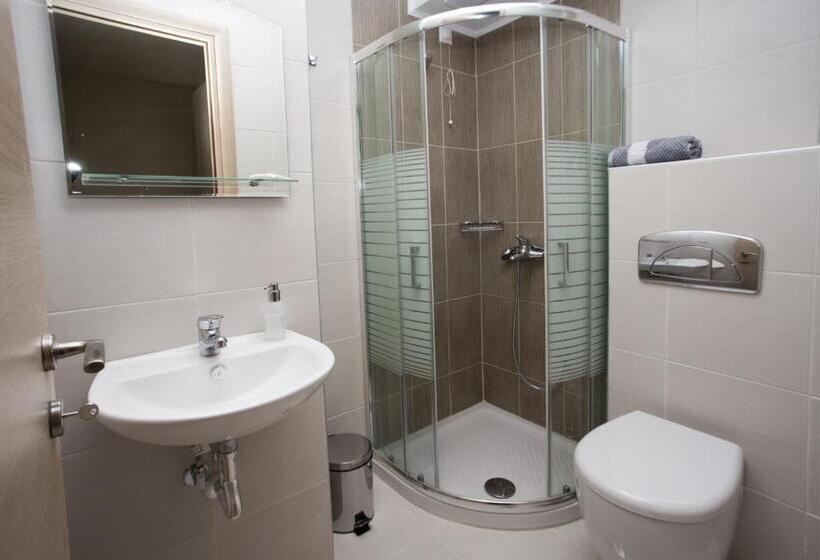 スタンダードスタジオ, Sirines Complex