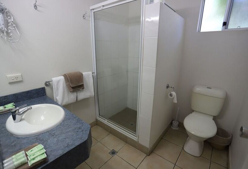 Номер Стандарт Трехместный, Tropic Coast Motel