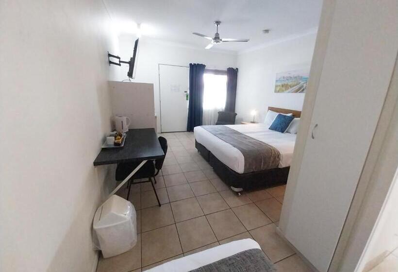 Номер Deluxe, Tropic Coast Motel