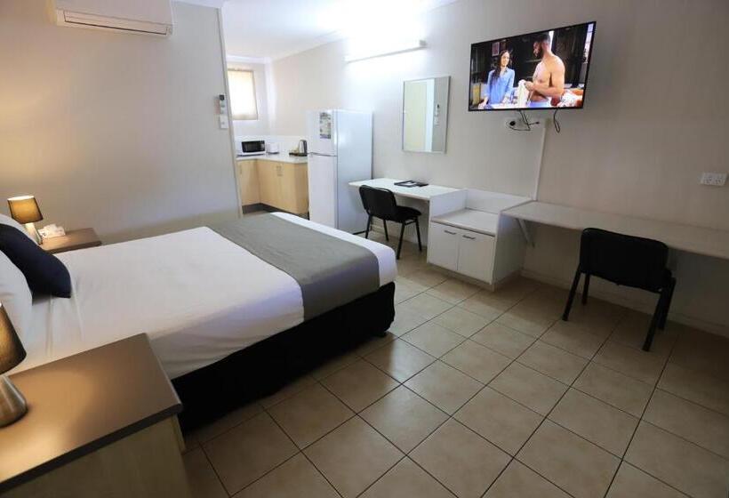 إستوديو ديلوكس, Tropic Coast Motel