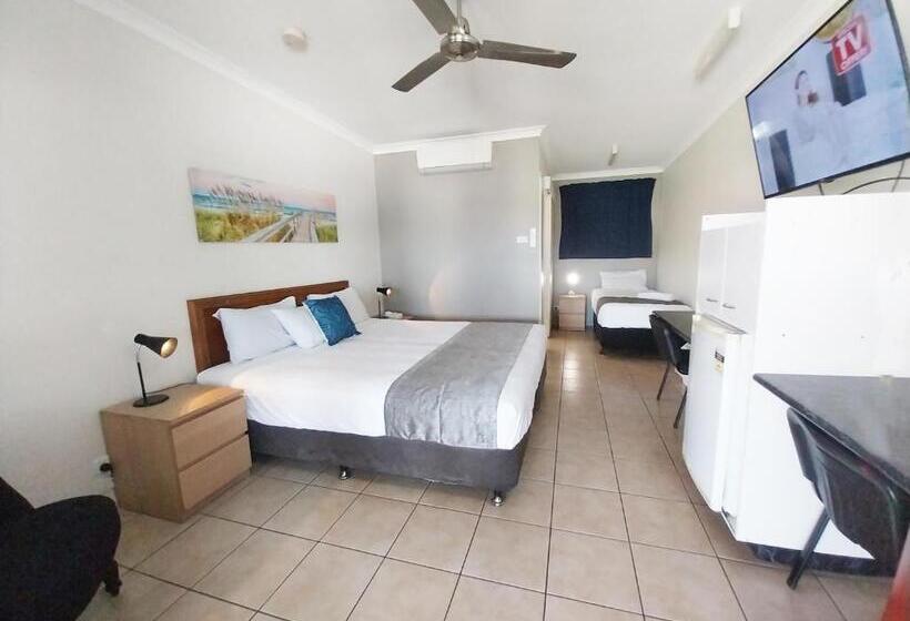 غرفة ديلوكس, Tropic Coast Motel