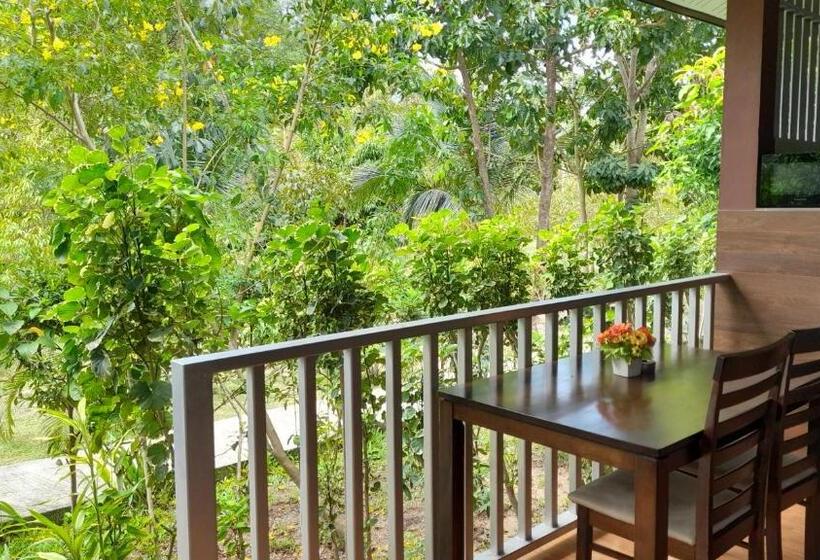 ガーデンビューデラックスルーム, Bang Po Garden