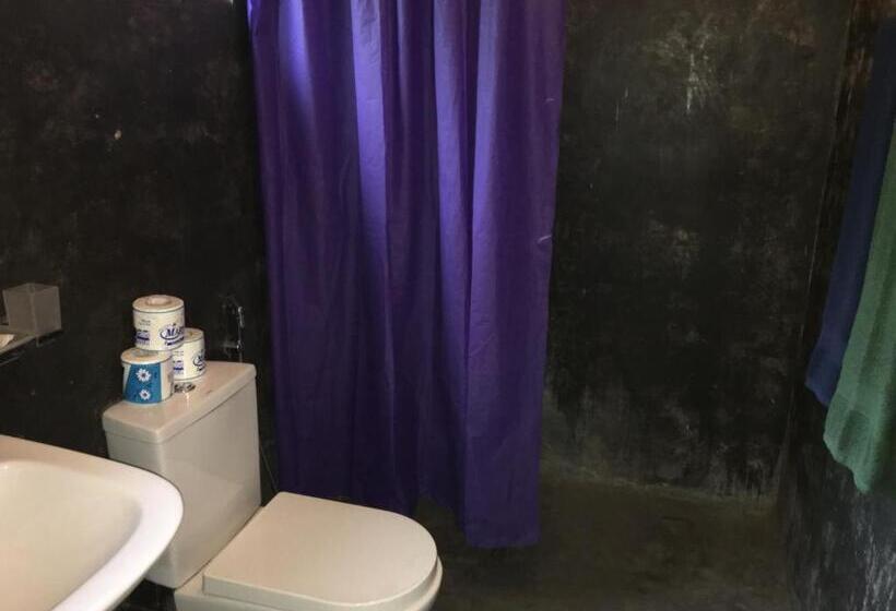 غرفة ديلوكس, Colombo Beach Hostel