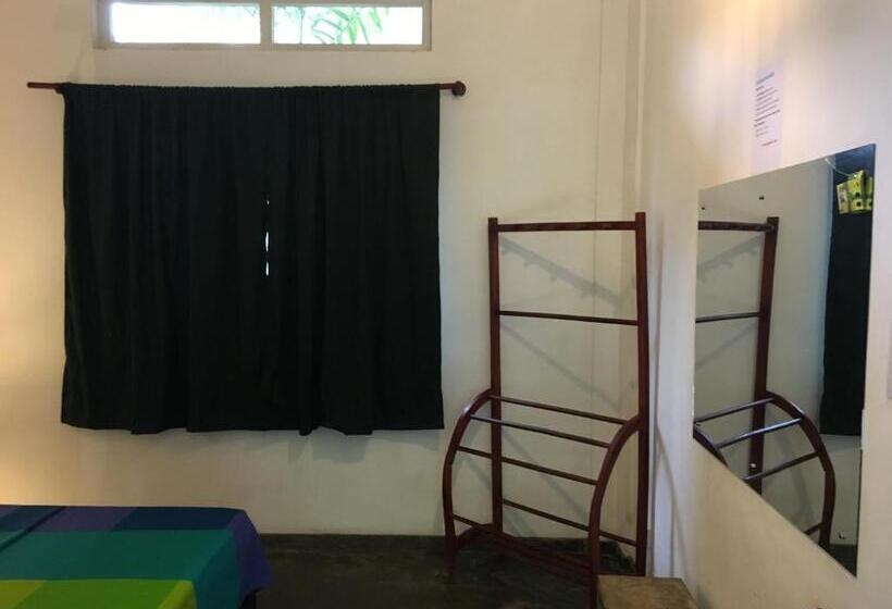 غرفة ديلوكس, Colombo Beach Hostel