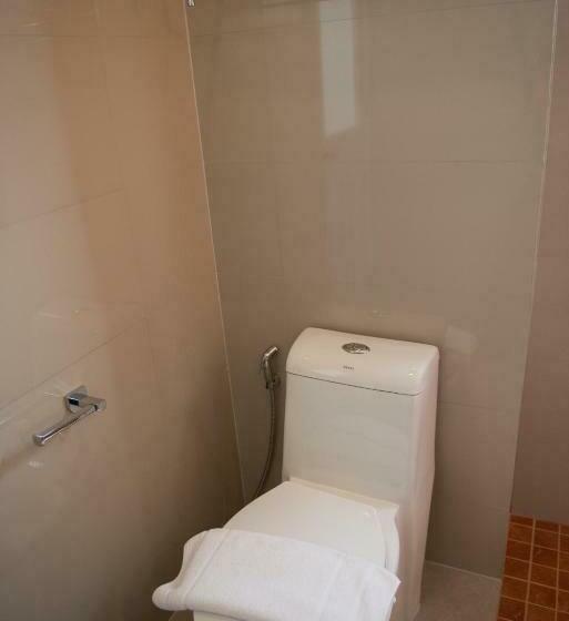 带大床的高级房间, Chivapuri Trat