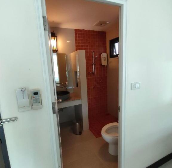 豪华家庭房间, Chivapuri Trat