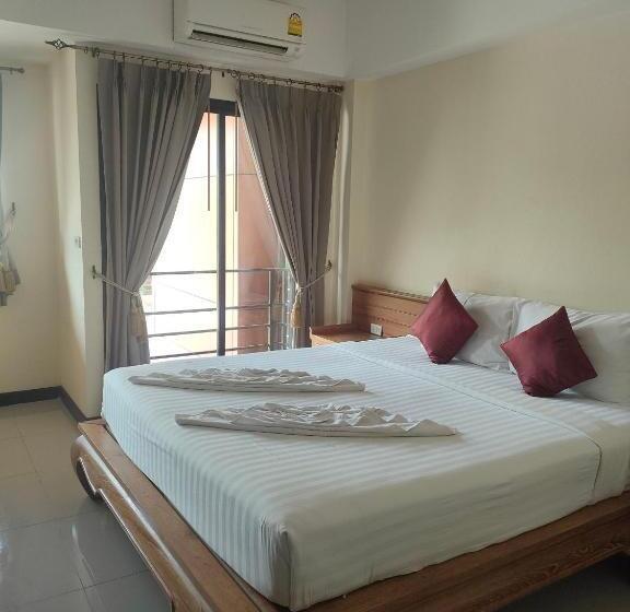 带大床的高级房间, Chivapuri Trat