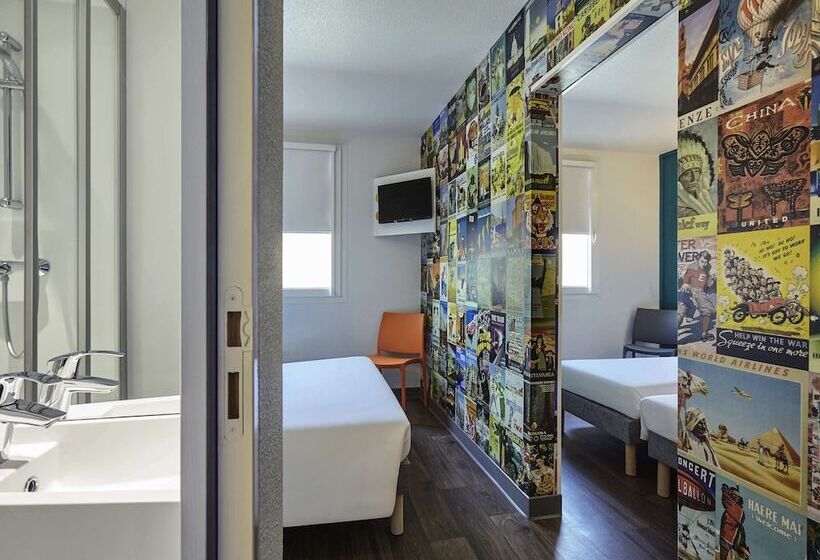 اتاق خانوادگی, F1 Paris Porte De Chatillon