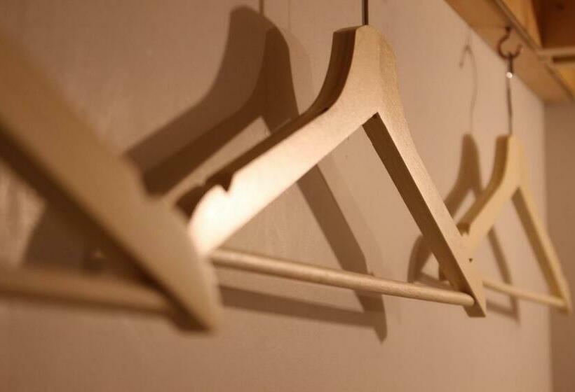 Capsule, Guest House Maruya