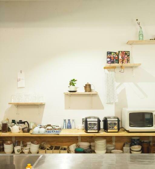 Capsule, Guest House Maruya