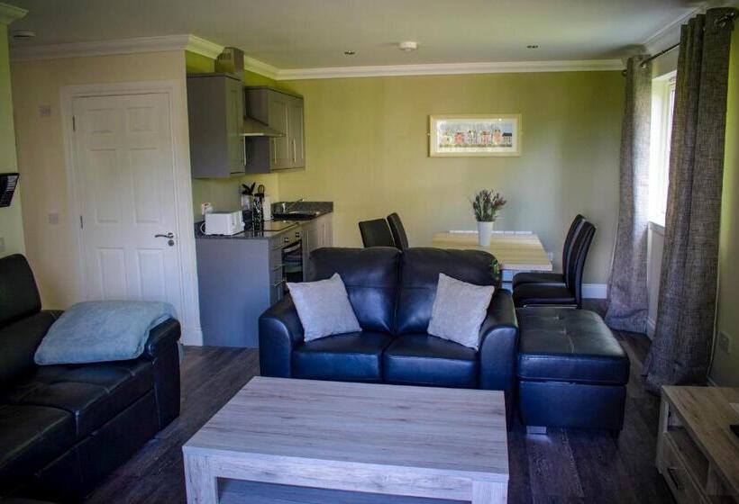 3间卧室的房子, Inglewood House And Spa