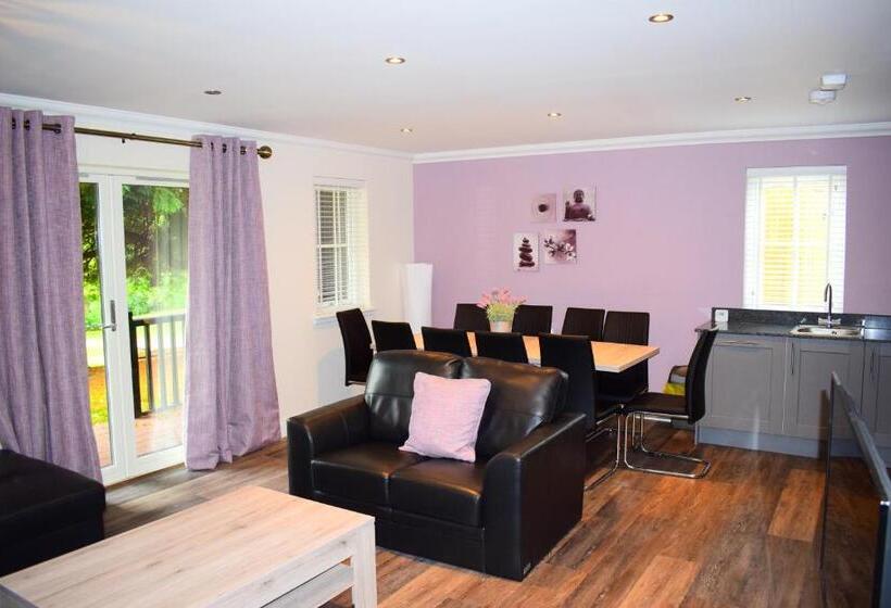 3间卧室的房子, Inglewood House And Spa