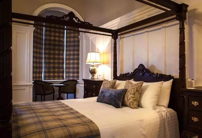 استودیوی سوپریور, Inglewood House And Spa