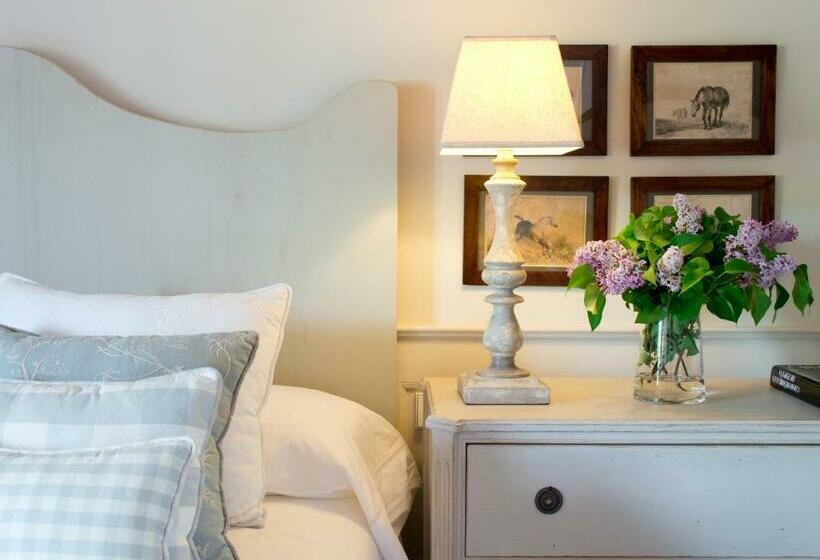 高级大房间, La Casa De Los Tomillares