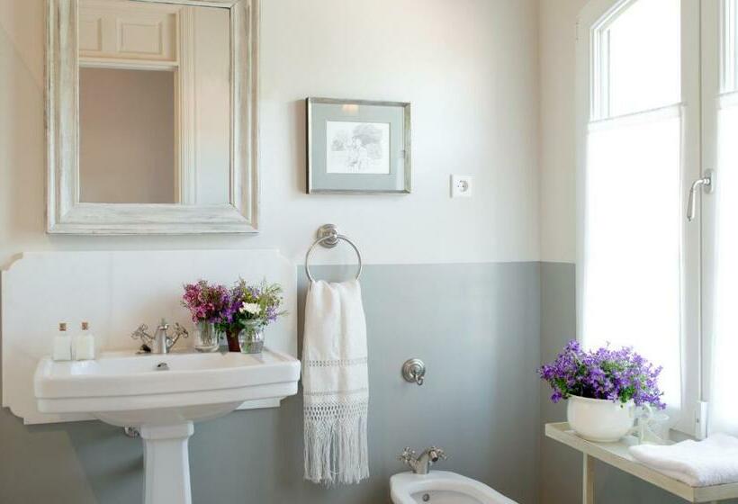 标准间, La Casa De Los Tomillares