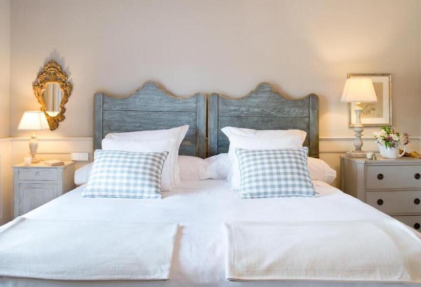 高级大房间, La Casa De Los Tomillares