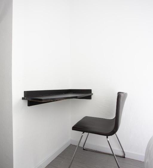 Camera Standard Individuale, Mimosa Paris