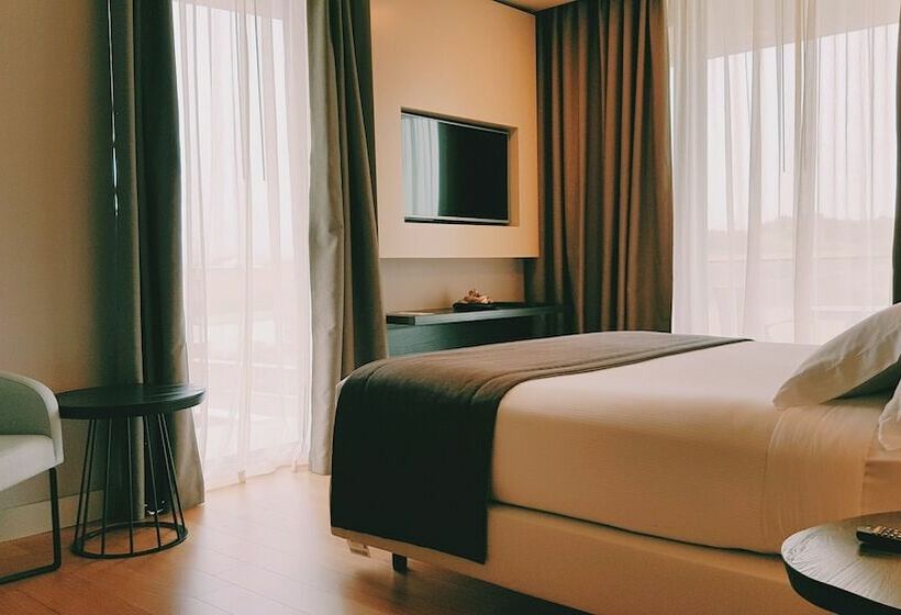 سوییت با چشم‌انداز دریا, Pedras Do Mar Resort & Spa