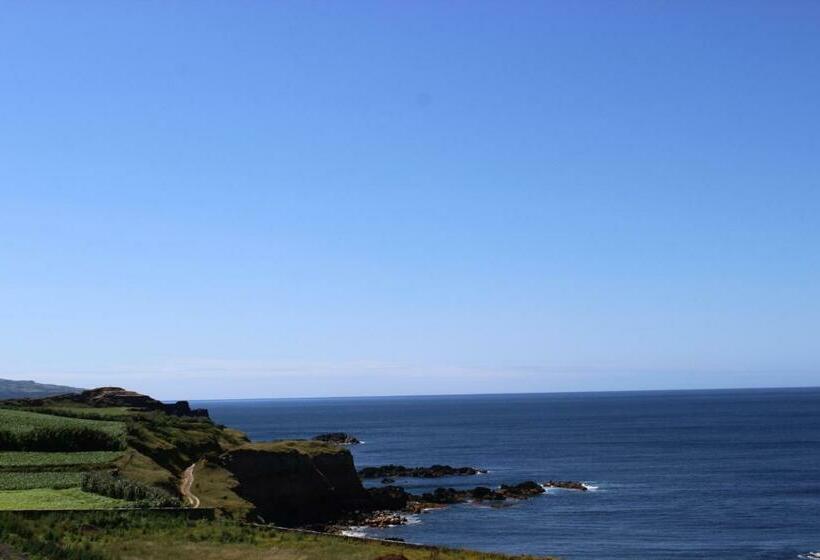 Triple Room Sea View, Pedras Do Mar Resort & Spa