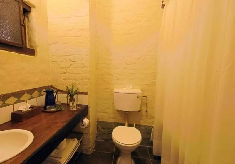 اتاق استاندارد, River House Lodge