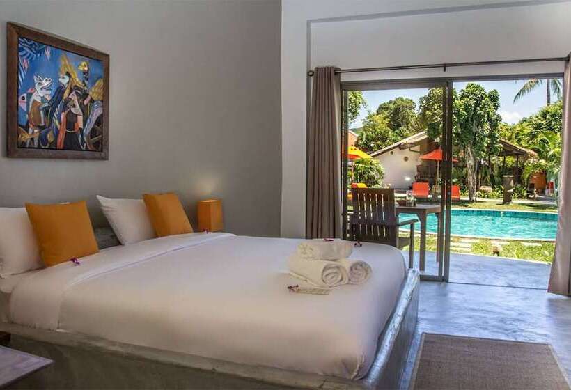 デラックスバンガロー, Secret Garden Beach Resort