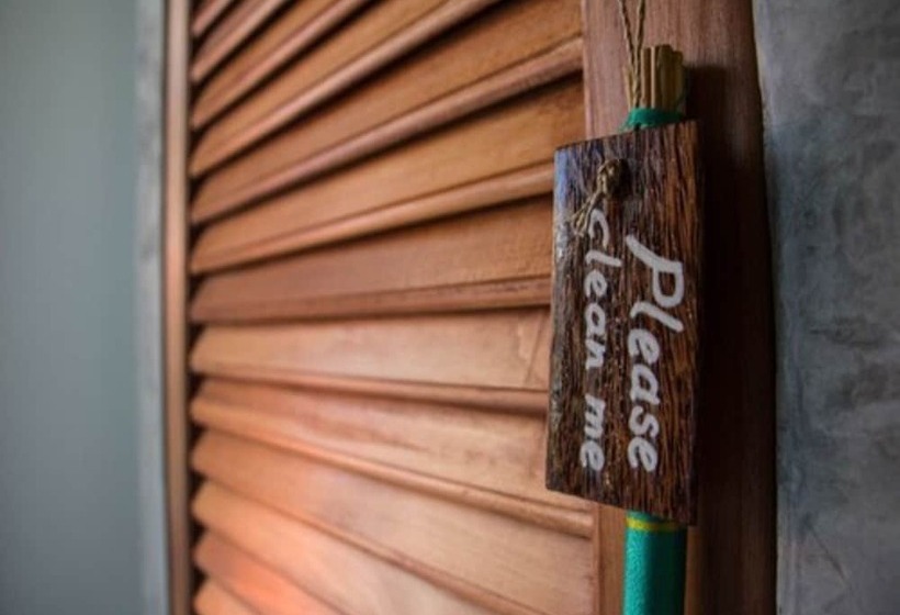 デラックスバンガロー, Secret Garden Beach Resort