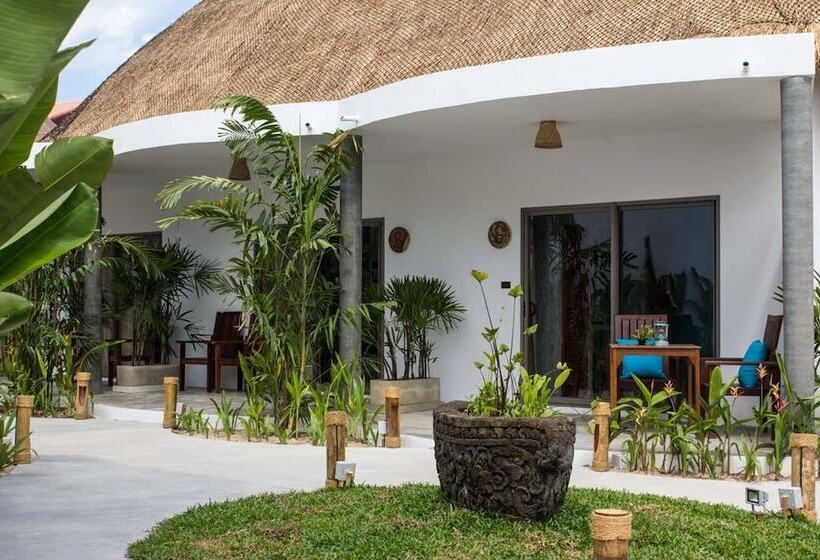 בקתה סטנדרטית, Secret Garden Beach Resort