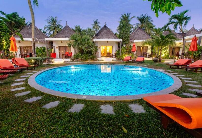 デラックスバンガロー, Secret Garden Beach Resort