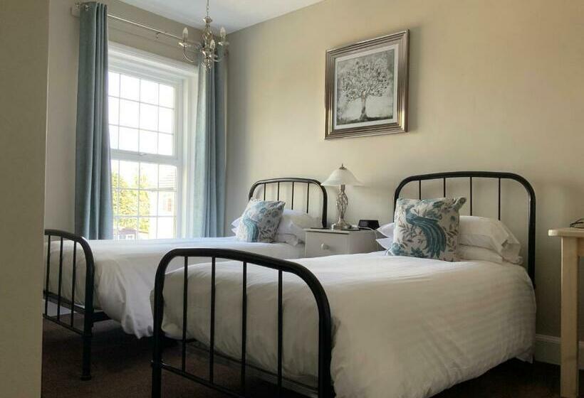 חדר סטנדרט, The Red Lion Inn