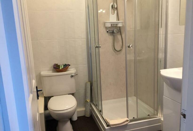 חדר סטנדרט, The Red Lion Inn