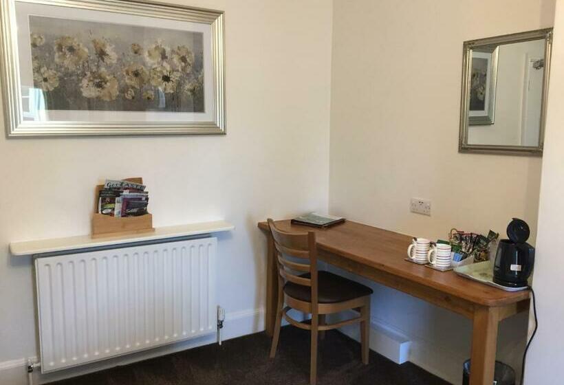 חדר סטנדרט, The Red Lion Inn