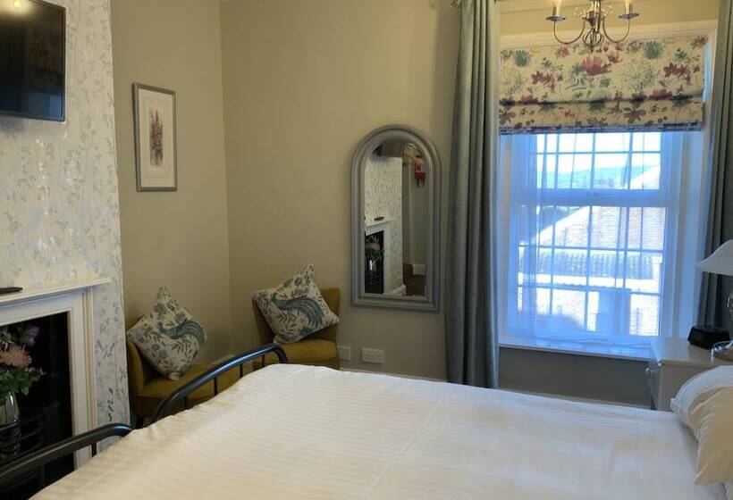 חדר סטנדרט, The Red Lion Inn