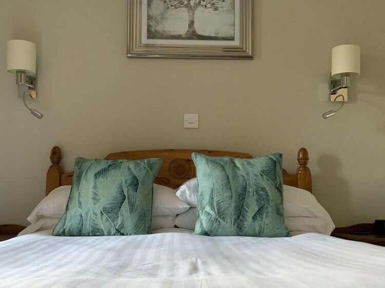 חדר סטנדרט, The Red Lion Inn