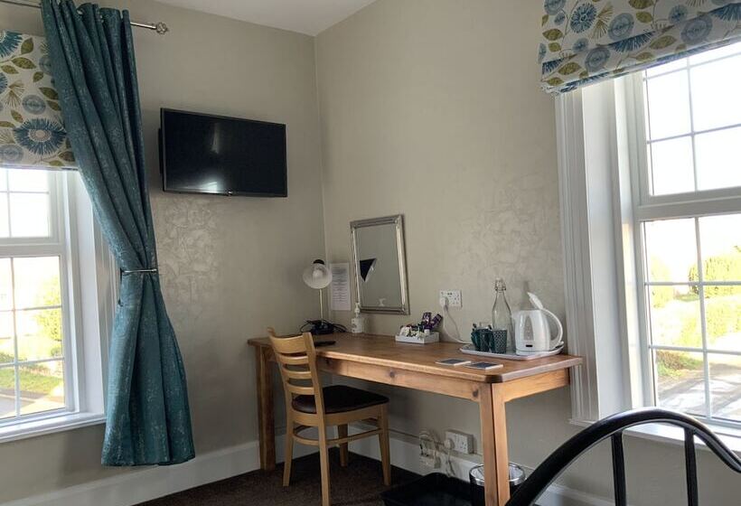 חדר סטנדרט, The Red Lion Inn