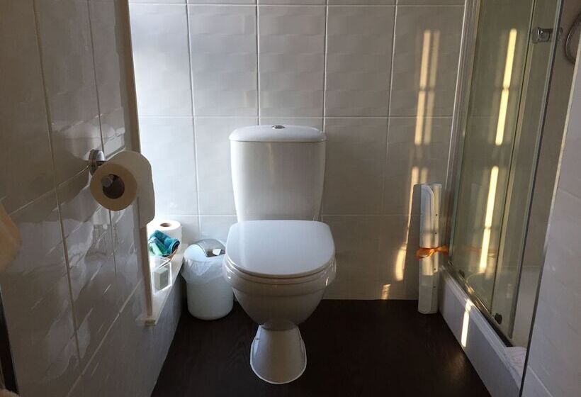 חדר סטנדרט, The Red Lion Inn