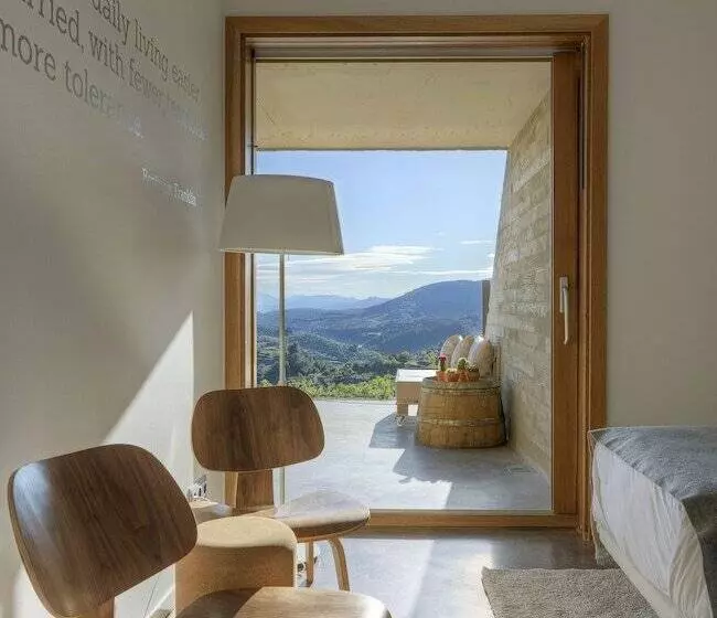 マウンテンビューファミリールーム, Trossos Del Priorat