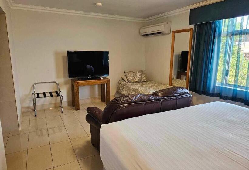 Семейный Номер Deluxe, Point Samson Resort