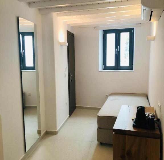 プレミアムルーム, Alana Mykonos