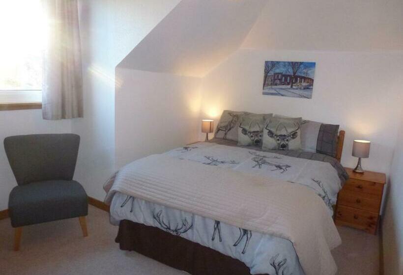 Standardrum, Don Muir Guesthouse