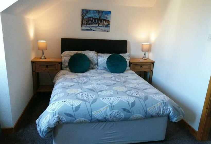 Standardrum, Don Muir Guesthouse