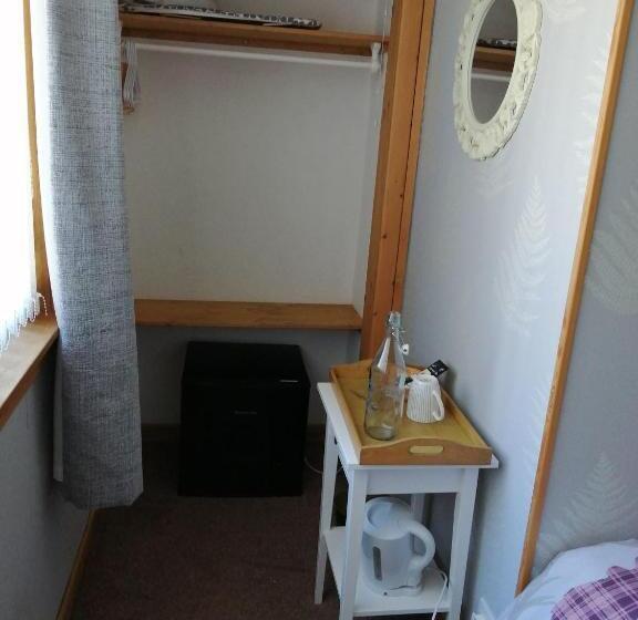 Standard Enkelrum Delat Badrum, Don Muir Guesthouse