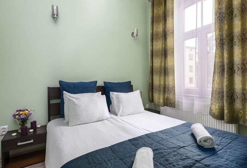 Апартаменты Deluxe 1 Спальня, Platinum Apart