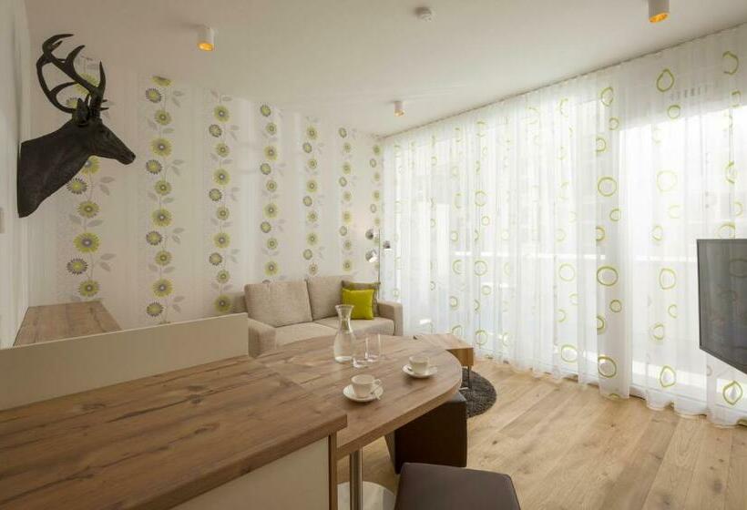 Апартаменты Классик 1 Спальня, Private Living Apartments