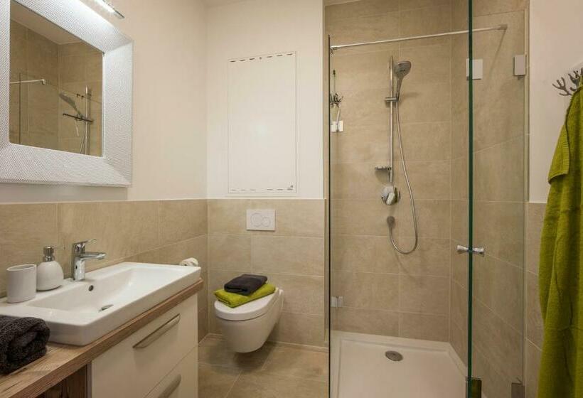 Апартаменты Классик 1 Спальня, Private Living Apartments